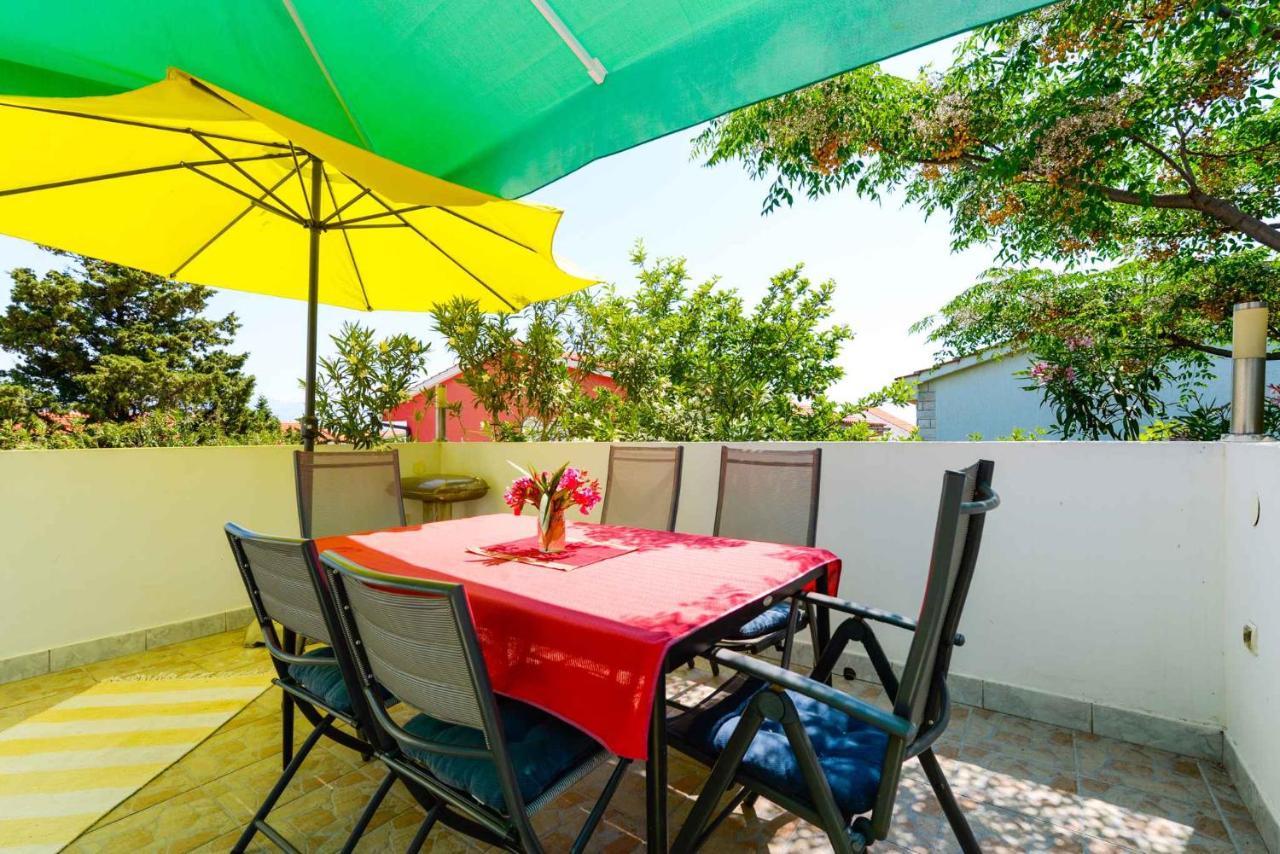 Apartments In Vir/Insel Vir 34750 Exterior photo